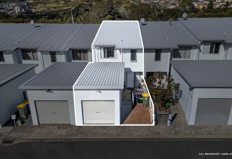 29/3 Hulme Place, Henderson, Waitakere City, Auckland - Carousel 2