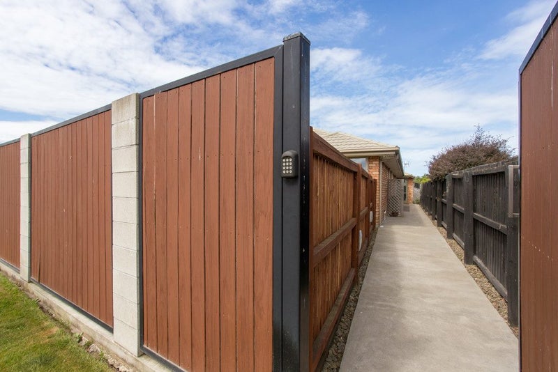 10 Strathcarron Place, Broomfield, Christchurch - Carousel 19