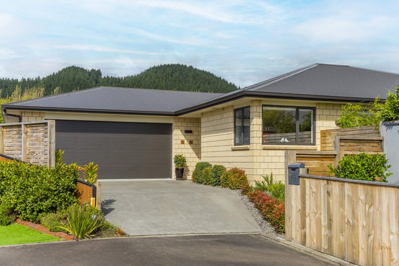 25 Jade Lane, Paraparaumu, Paraparaumu - Carousel 1