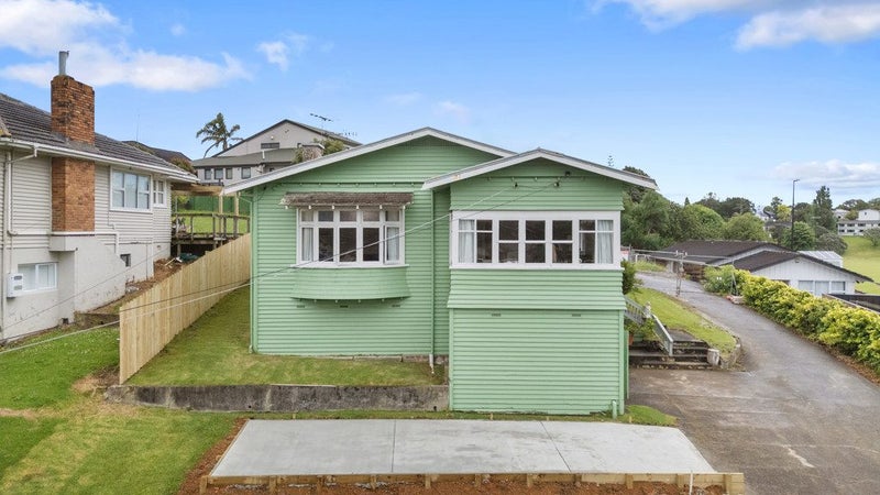 40 Michaels Avenue, Ellerslie, Auckland - Carousel 1