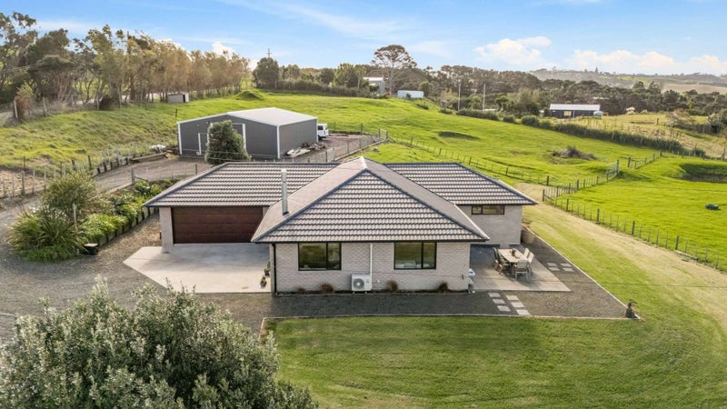 2712 South Head Road, Helensville, Rodney, Auckland - Carousel 2