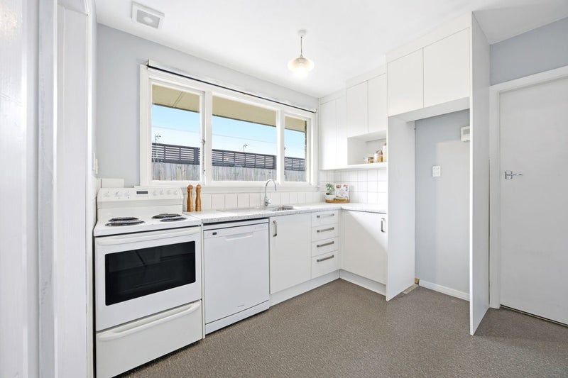 3/426 Armagh Street, Linwood, Christchurch - Carousel 2