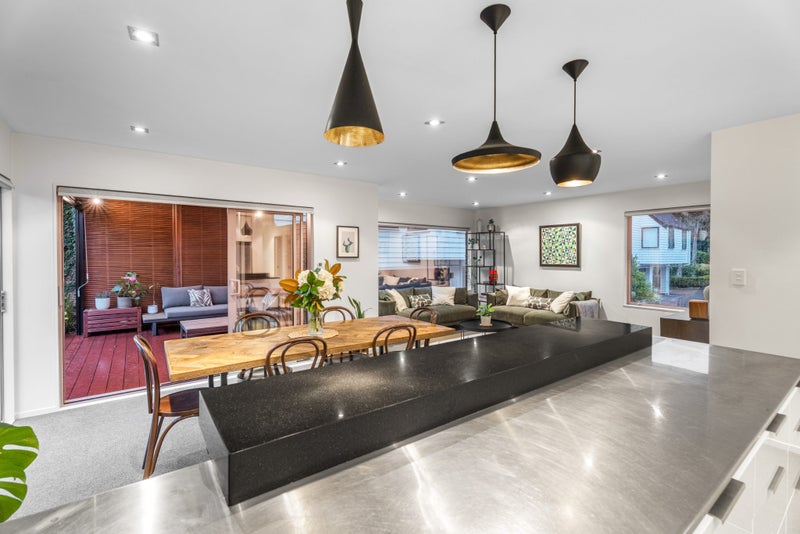 3/7 Ngake Street, Orakei, Auckland - Carousel 2