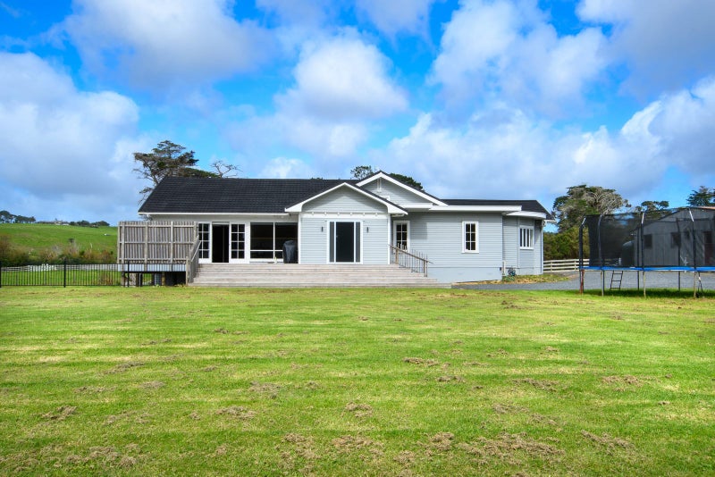 123 Hunter Road, Taupaki - Carousel 2