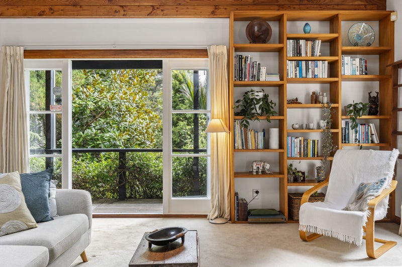 58 Opanuku Road, Henderson Valley, Auckland - Carousel 1