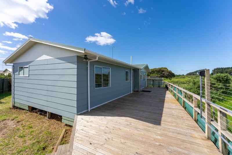 13 Simcox Street, Otaki Beach, Otaki - Carousel 2