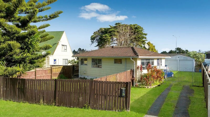 53 Kindergarten Drive, Conifer Grove, Takanini - Carousel 2