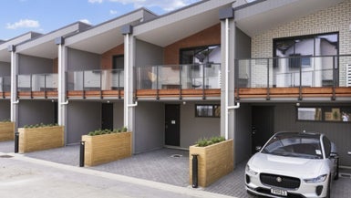 8/63B Owairaka Avenue, Mount Albert, Auckland - Carousel 1