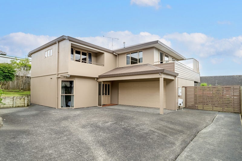 703A Hillsborough Road, Mount Roskill, Auckland - Carousel 1