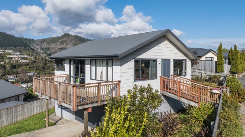 36 Saint Lawrence Street, Toi Toi, Nelson - Carousel 1