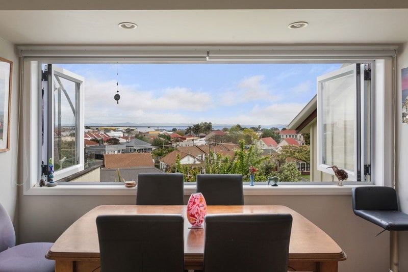 100 Broad Street, Thames, Thames - Carousel 1