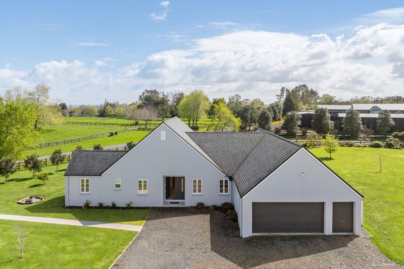 33 William Potter Lane, Karaka, Papakura - Carousel 2