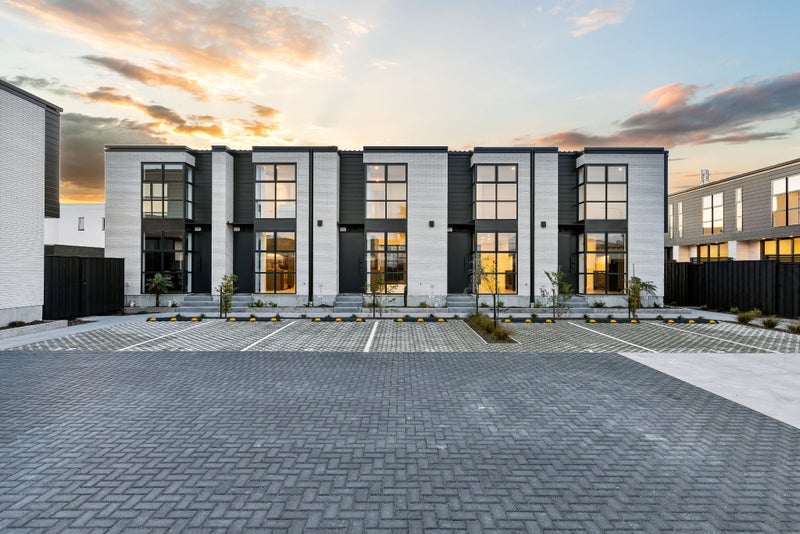 9/25 Matai Street West, Riccarton, Christchurch - Carousel 1