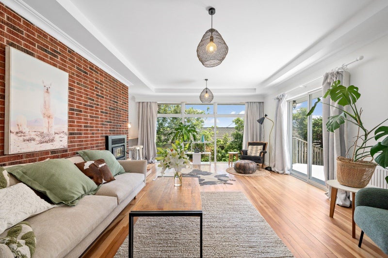 5 Turville Crescent, Newlands, Wellington - Carousel 2