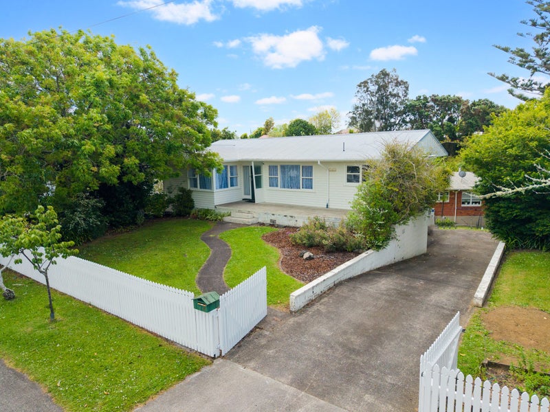 18 Angelo Avenue, Howick, Auckland - Carousel 2