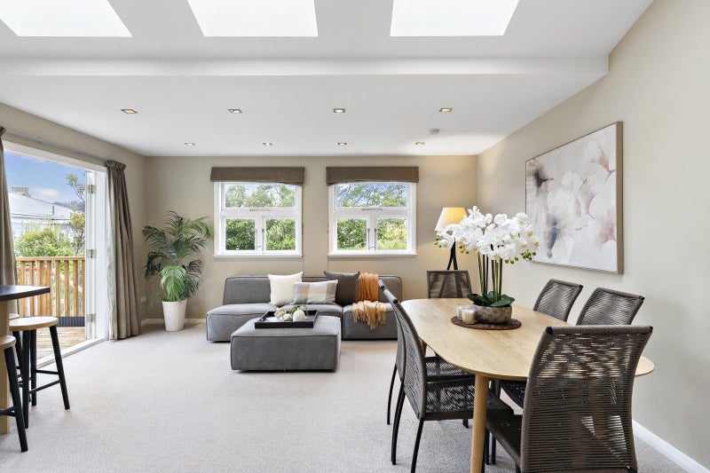 263 Adelaide Road, Newtown, Wellington - Carousel 2