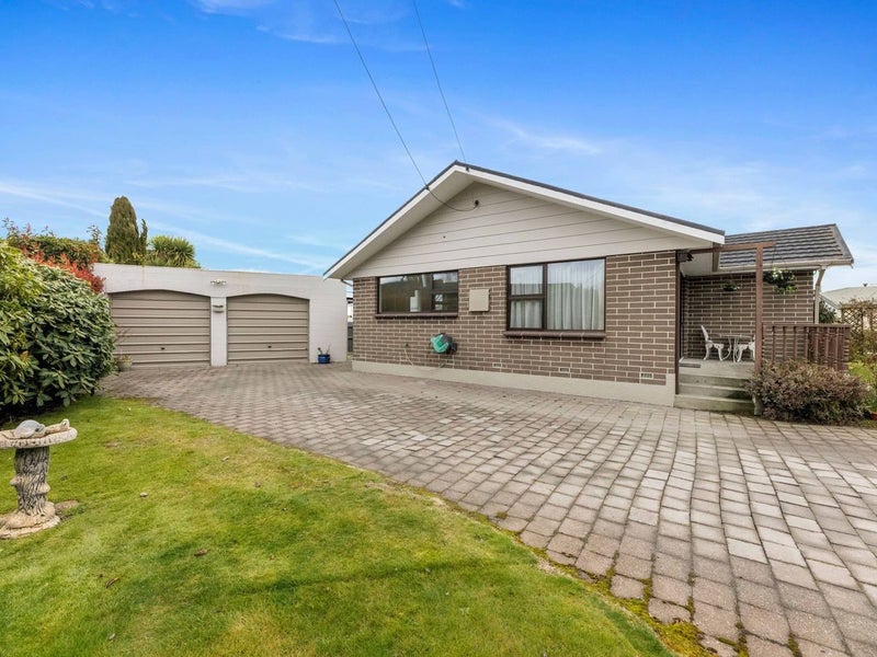 1 Cherry Lane, Milton - Carousel 1