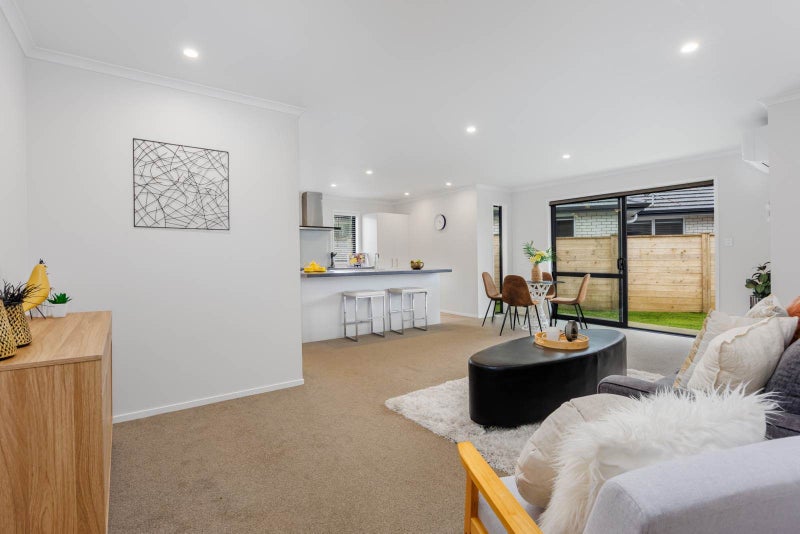 9 Ella Anne Crescent, Warkworth, Warkworth - Carousel 2