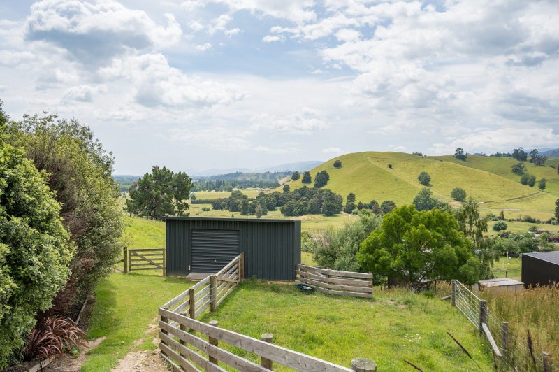 22 Fellbridge Rise, Wakefield, Wakefield - Carousel 30
