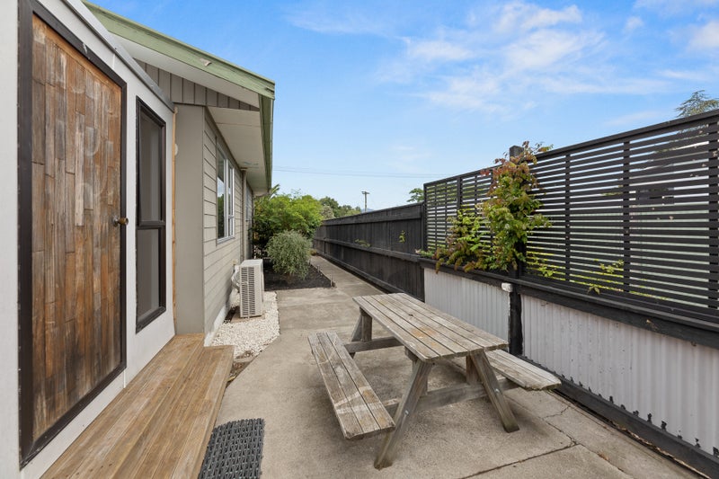 6 Lane Street, Islington, Blenheim - Carousel 24