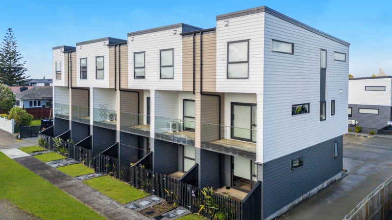 10/3 Cape Road, Māngere, Auckland - Carousel 2
