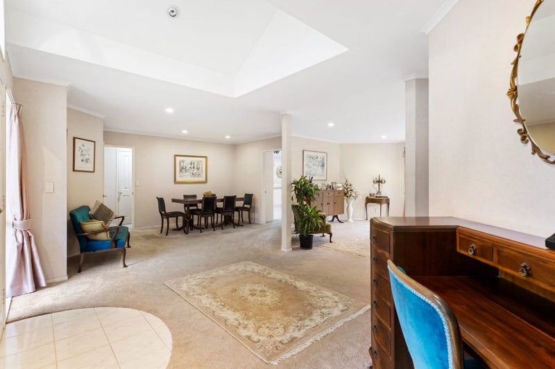 19 Bronte Place, Somerville, Auckland - Carousel 2