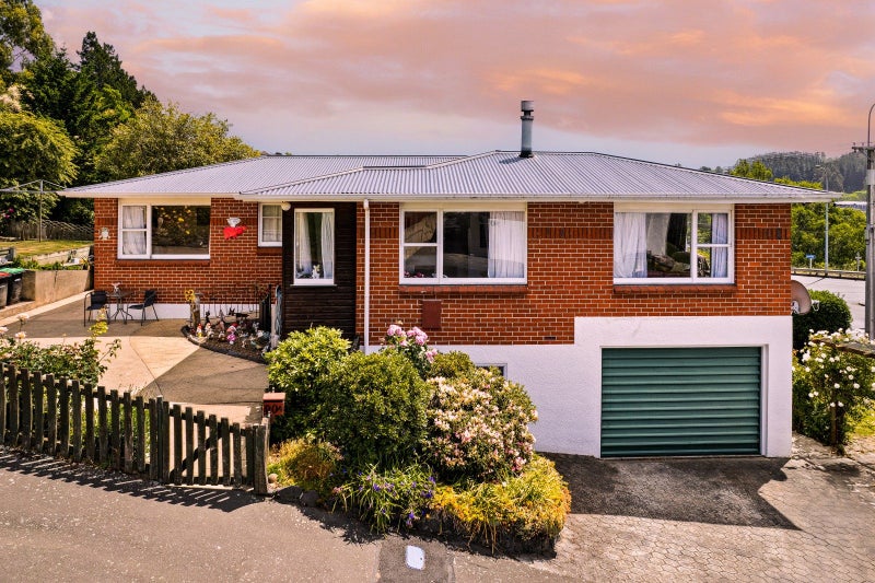 90A Main South Road, Green Island, Dunedin - Carousel 1