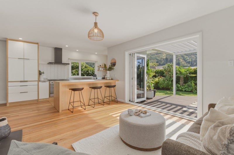 21 van Asch Street, Sumner, Christchurch - Carousel 2