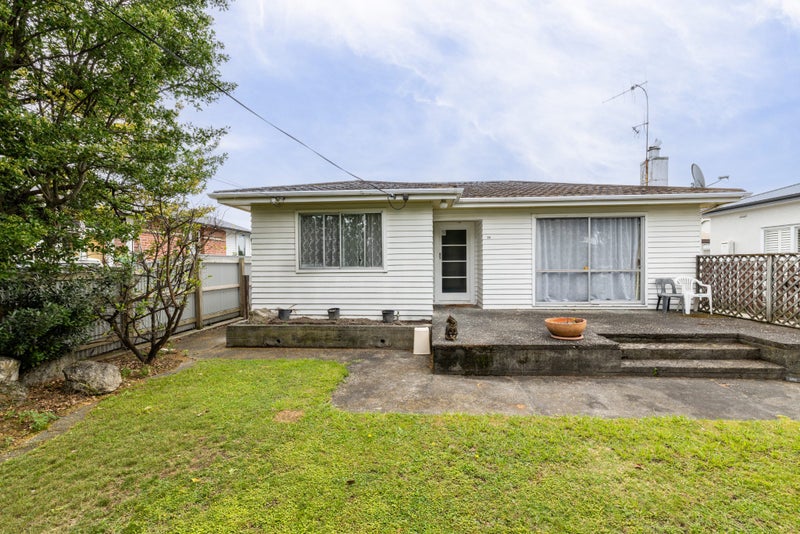 24 Avenue Road, Greenmeadows, Napier - Carousel 1