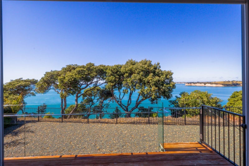 57 Hawaiian Parade, Arkles Bay, Rodney, Auckland - Carousel 2