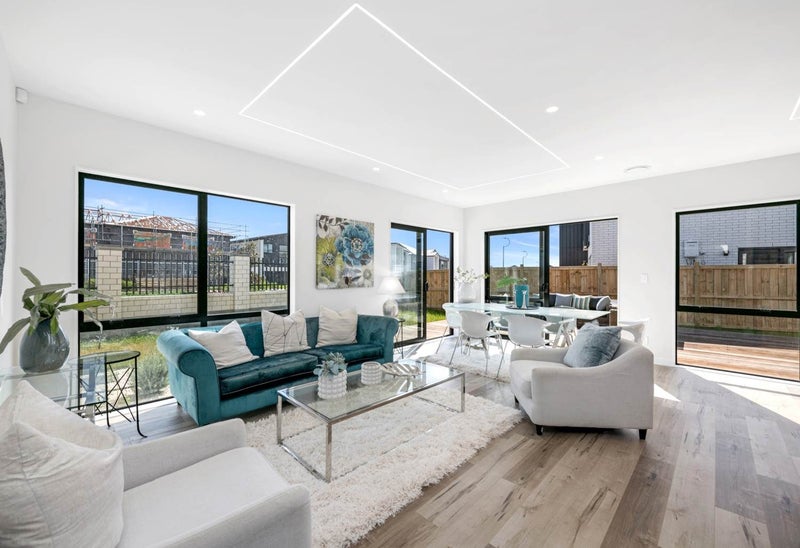 15 Drumaness Road, Flat Bush, Manukau City, Auckland - Carousel 2