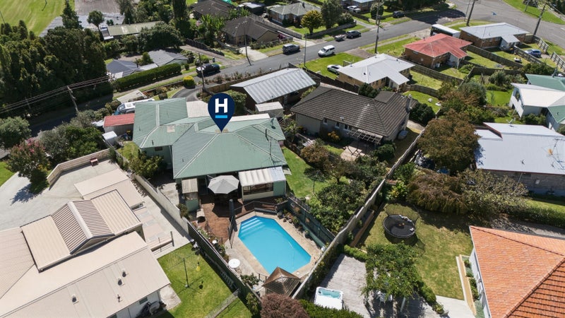 12 Sutherland Road, Brookfield, Tauranga, Bay Of Plenty - Carousel 2