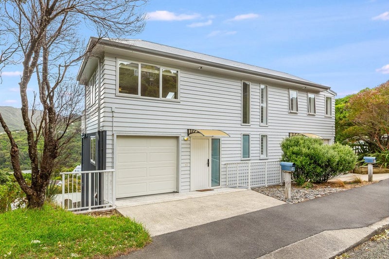 59 Warwick Street, Wilton, Wellington - Carousel 1