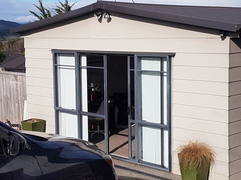 Property Valuation for 43 Sandstone Road, Manurewa Trade Me Property