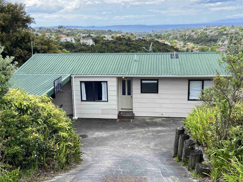 953 East Coast Road, Torbay, Auckland - Carousel 1