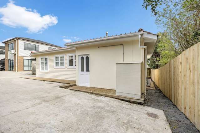 21B Pah Road, Papatoetoe, Auckland - Carousel 1