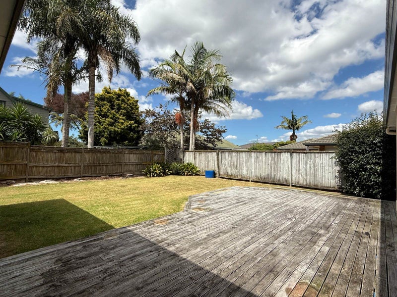 51 Bass Road, Albany, Auckland - Carousel 18