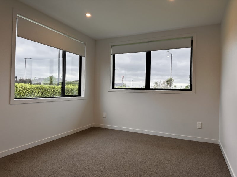 1 Okoreka RD, Glenbrook, Glenbrook - Carousel 23