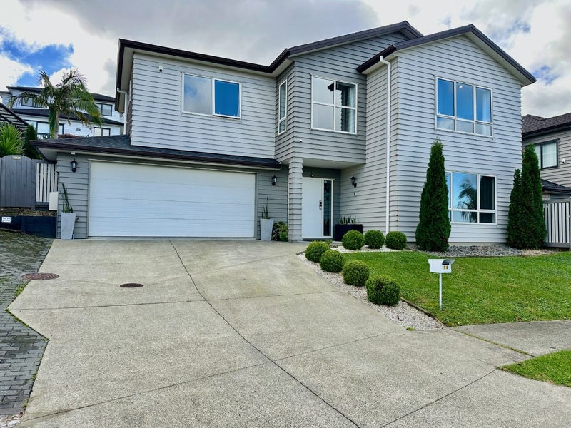 16 San Casello Rise, Henderson, Auckland - Carousel 1