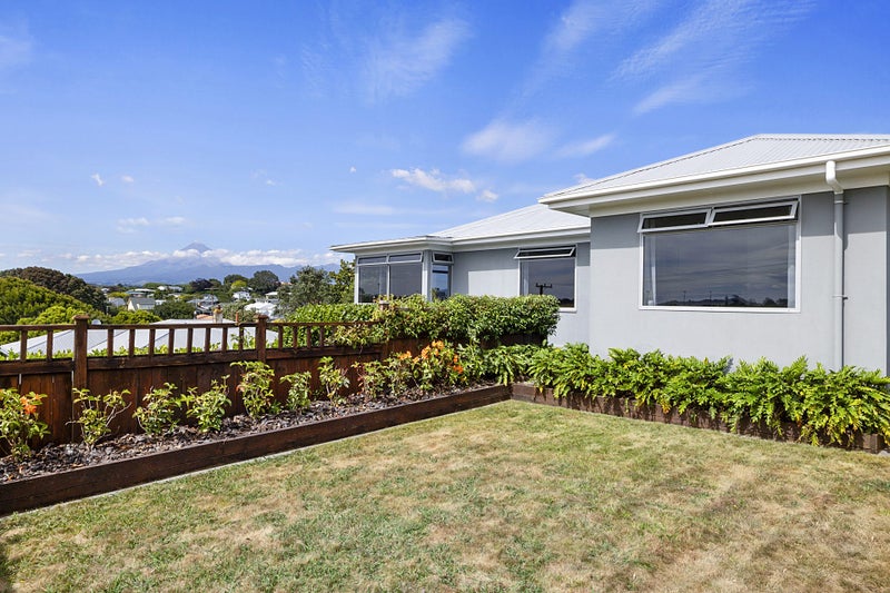 116 Belt Road, New Plymouth, New Plymouth - Carousel 1