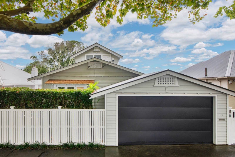 14 Nottingham Street, Westmere, Auckland - Carousel 1