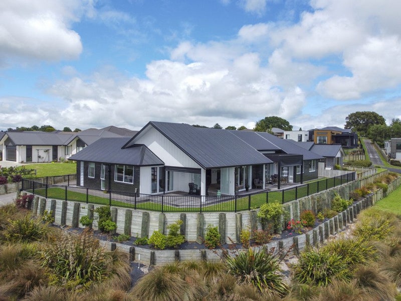 16 Wikaira Road, Te Awamutu, Te Awamutu - Carousel 1