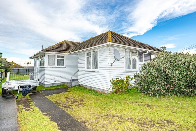 143 Puriri Street, Castlecliff, Whanganui - Carousel 1