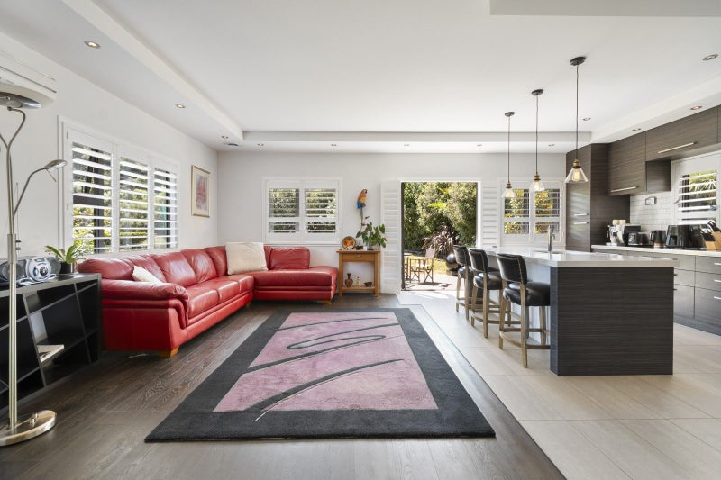 38 Kingsdale Park Drive, Palmerston North - Carousel 2