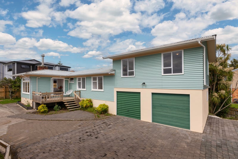 12 Kelkirk Street, Kelston, Auckland - Carousel 2