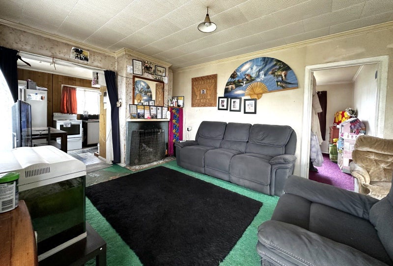 22 Glencorse Street, Tokoroa - Carousel 2