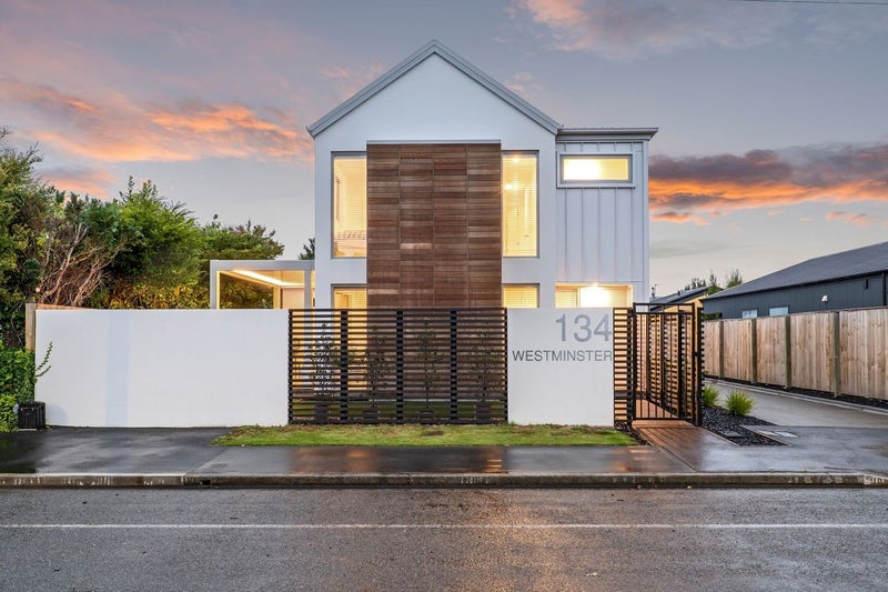 1/134 Westminster Street, St Albans, Christchurch - Carousel 1