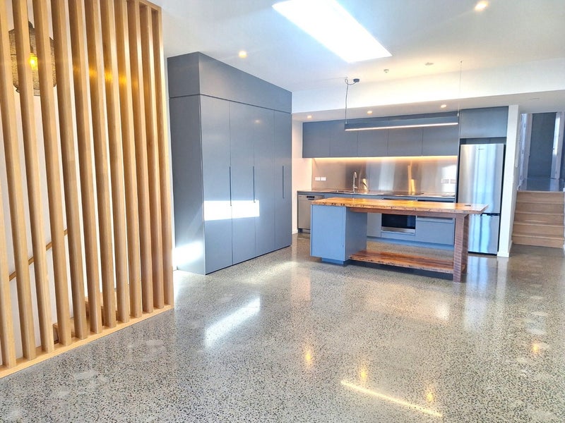 43D Nelson Street, Petone, Lower Hutt - Carousel 1