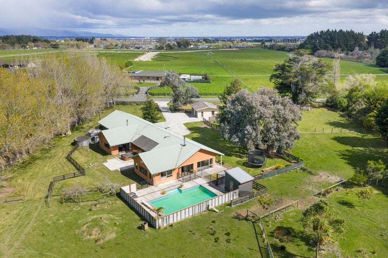 440 Stoney Creek Road, Kelvin Grove, Palmerston North - Carousel 1