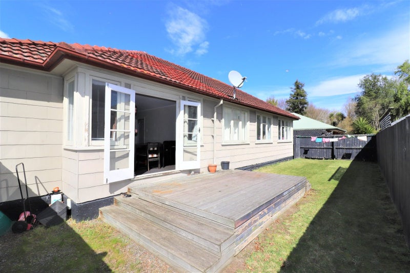 17 Truman Road, Bryndwr, Christchurch - Carousel 1